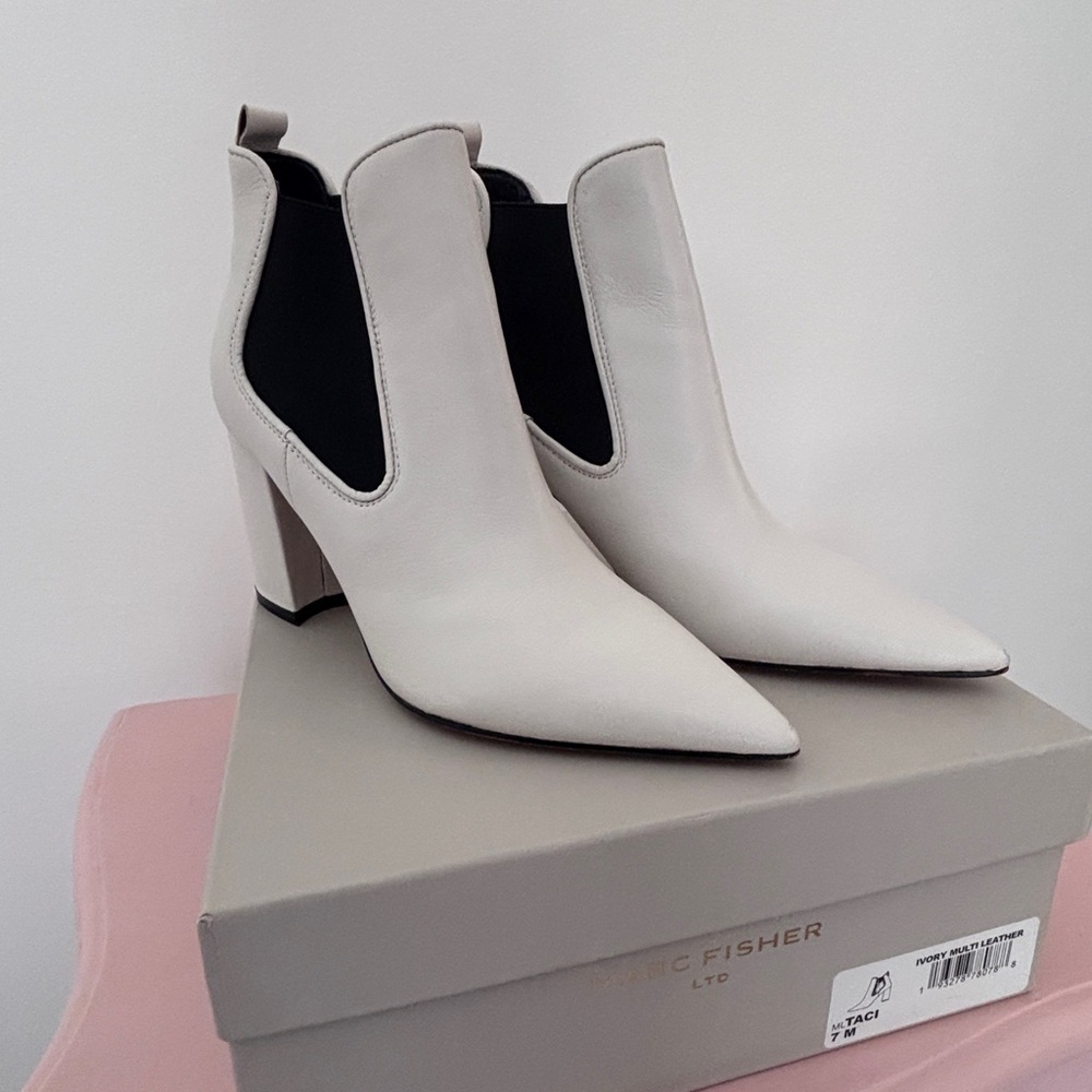 Marc Fisher Cream Pointed-Toe Chelsea Block Heel Ankle Boots